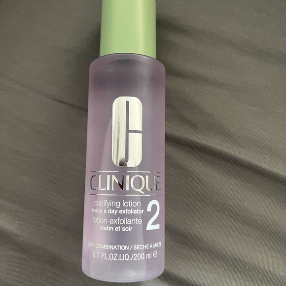 Clinique Other - CLINIQUE CLARIFYING LOTION 2 - DRY/ COMBINATION SKIN - 6.7 Oz